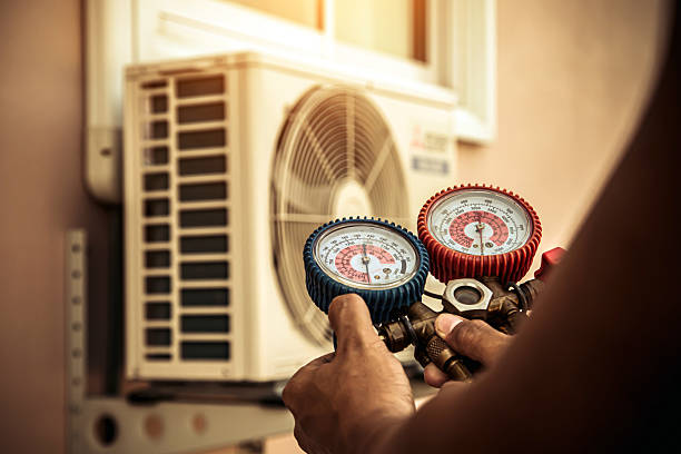 Professional Hvac technician working in Interlaken, CA